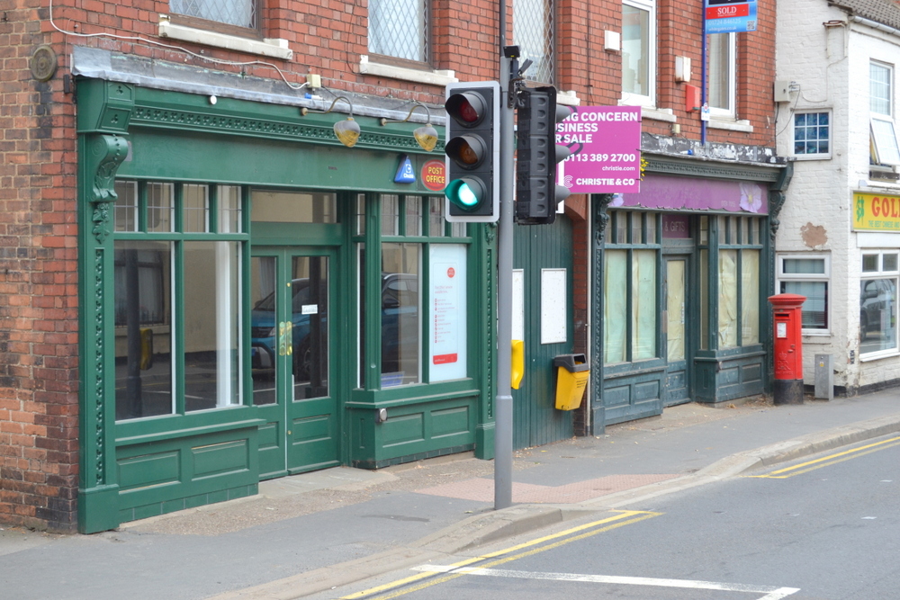 98 - 100 HIGH STREET CROWLE NORTH LINCOLNSHIRE DN17 4DR,