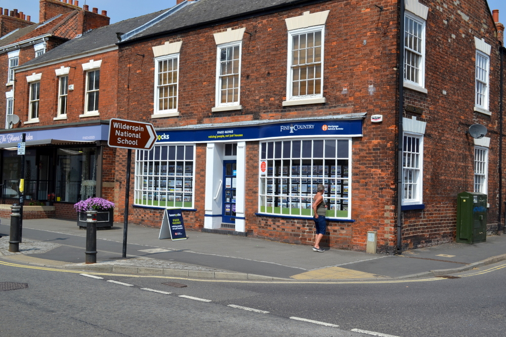 SOLD 10 HIGH STREET BARTON UPON HUMBER DN18 5PD,