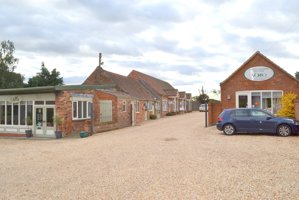 LETTING AGREED UNIT 3 THE OLD GRAIN STORE BLYTON DN21 3LG,