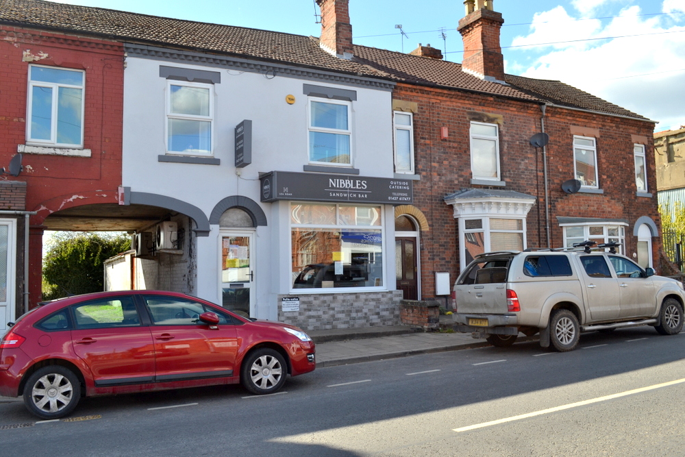 NIBBLES 14 LEA ROAD GAINSBOROUGH DN21 1LH,