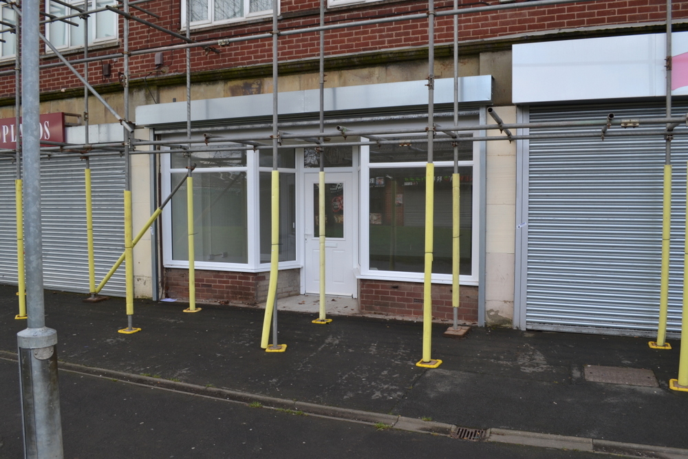 LETTING AGREED 15 CROSSLAND WAY SCAWTHORPE DONCASTER SOUTH YORKSHIRE DN5 9EX, 